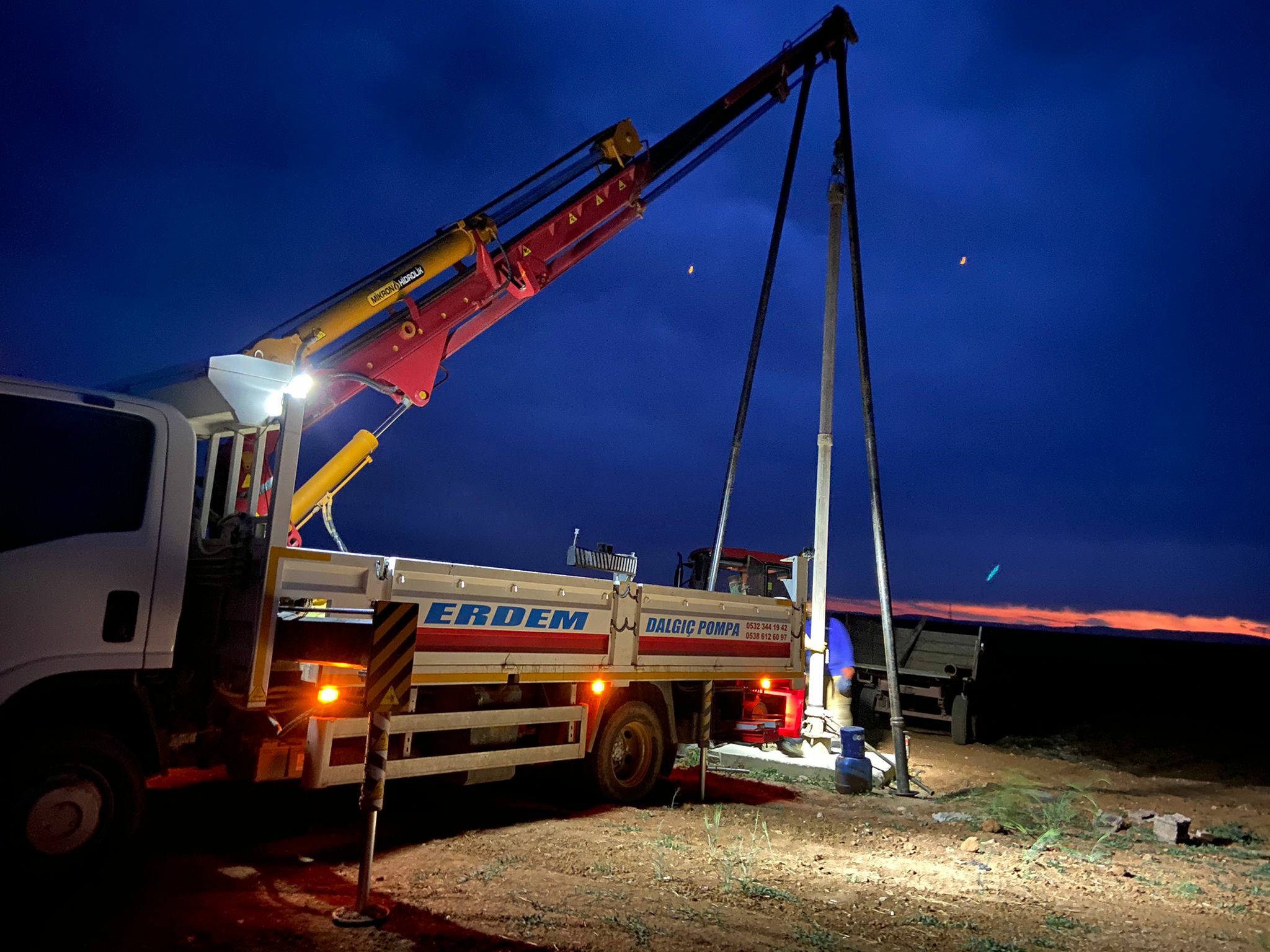 Dalgıç servisi ve dalgıç kurulum boru ekleme